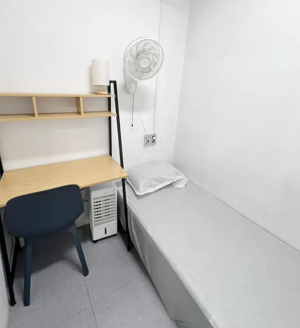 Hongdae Hapjeong Hostel-220-Man Only Seoul South Korea